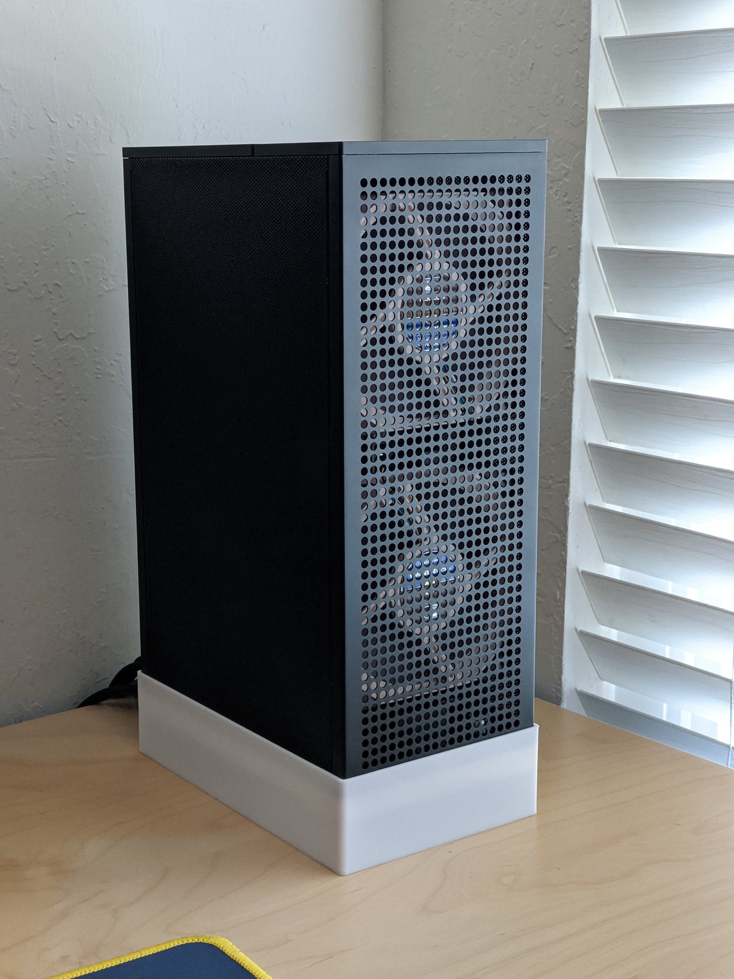 3D Printed FormD T1.1 Vertical Stand